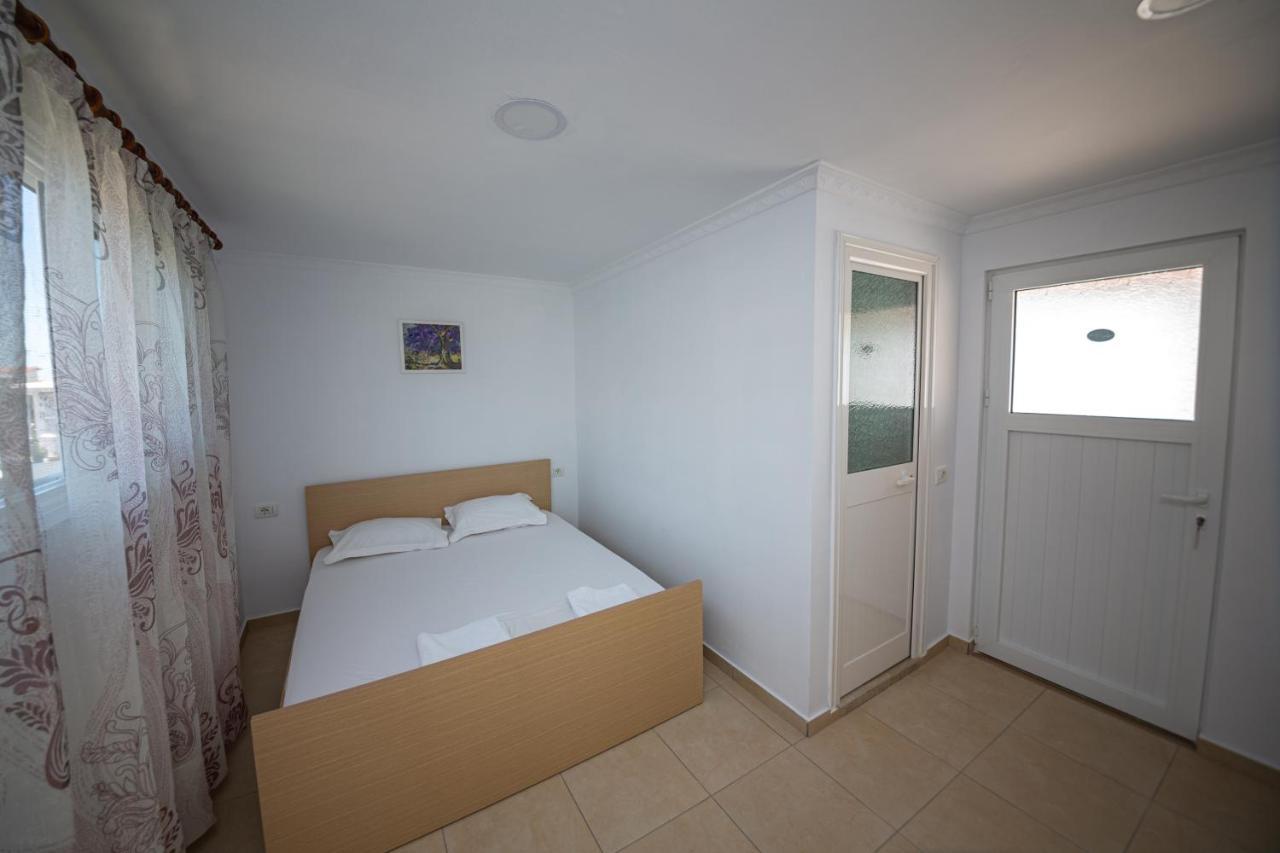 Himara Apartments Εξωτερικό φωτογραφία